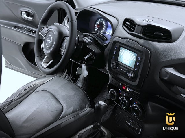 Jeep Renegade 1.8 16V FLEX LONGITUDE 4P AUTOMÁTICO 2015/2016 preto à venda na Unique Automóveis em Indaiatuba — foto 15