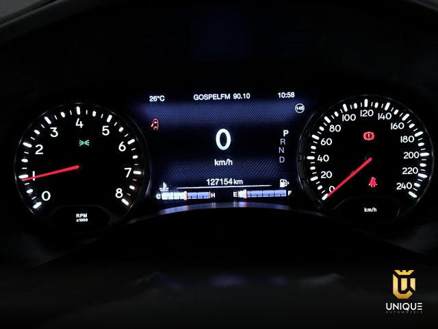Jeep Renegade 1.8 16V FLEX LONGITUDE 4P AUTOMÁTICO 2015/2016 preto à venda na Unique Automóveis em Indaiatuba — foto 20