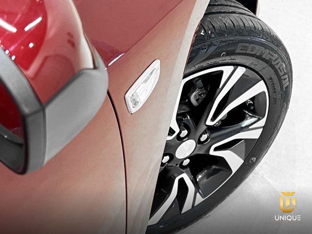 Chevrolet Onix 1.0 TURBO FLEX PLUS PREMIER AUTOMÁTICO 2022/2023 vermelho à venda na Unique Automóveis em Indaiatuba — foto 7