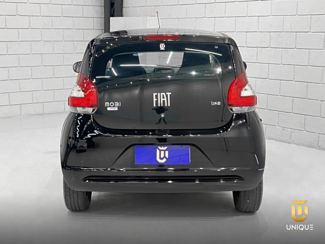 Fiat Mobi 1.0 EVO FLEX LIKE. MANUAL 2017/2018 branco à venda na Unique Automóveis em Indaiatuba — foto 5