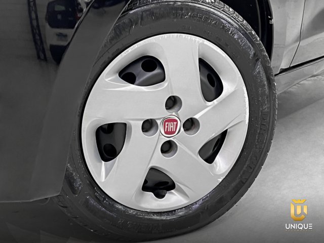 Fiat Mobi 1.0 EVO FLEX LIKE. MANUAL 2017/2018 branco à venda na Unique Automóveis em Indaiatuba — foto 6
