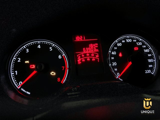 Volkswagen Gol 1.0 12V MPI TOTALFLEX 4P MANUAL 2022/2023 prata à venda na Unique Automóveis em Indaiatuba — foto 9