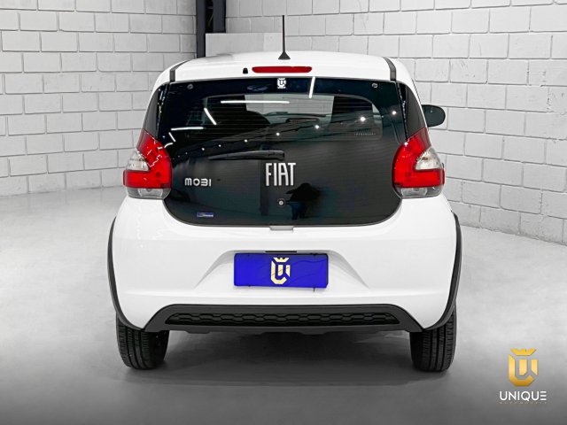 Fiat Mobi 1.0 EVO FLEX LIKE. MANUAL 2022/2023 branco à venda na Unique Automóveis em Indaiatuba — foto 5
