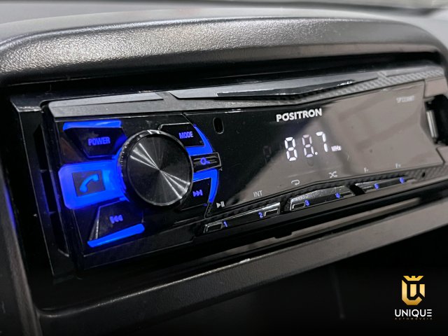 Fiat Mobi 1.0 EVO FLEX LIKE. MANUAL 2022/2023 branco à venda na Unique Automóveis em Indaiatuba — foto 15