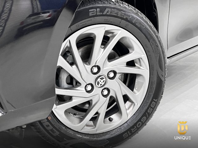 Toyota Yaris Hatch 1.5 16V FLEX XS CONNECT MULTIDRIVE 2022/2023 preto à venda na Unique Automóveis em Indaiatuba — foto 7