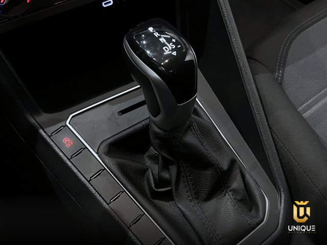 Volkswagen Nivus 1.0 200 TSI TOTAL FLEX COMFORTLINE AUTOMÁTICO 2022/2023 cinza à venda na Unique Automóveis em Indaiatuba — foto 11