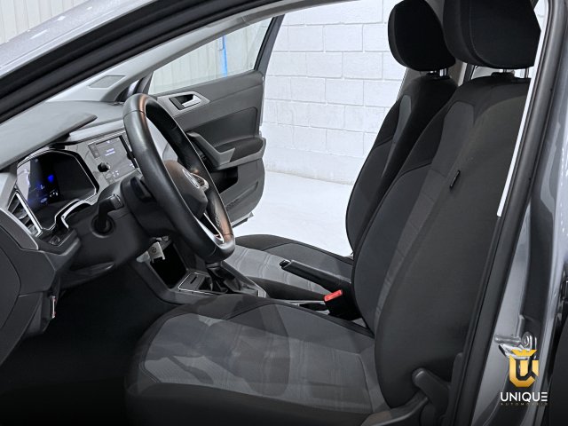 Volkswagen Nivus 1.0 200 TSI TOTAL FLEX COMFORTLINE AUTOMÁTICO 2022/2023 cinza à venda na Unique Automóveis em Indaiatuba — foto 18