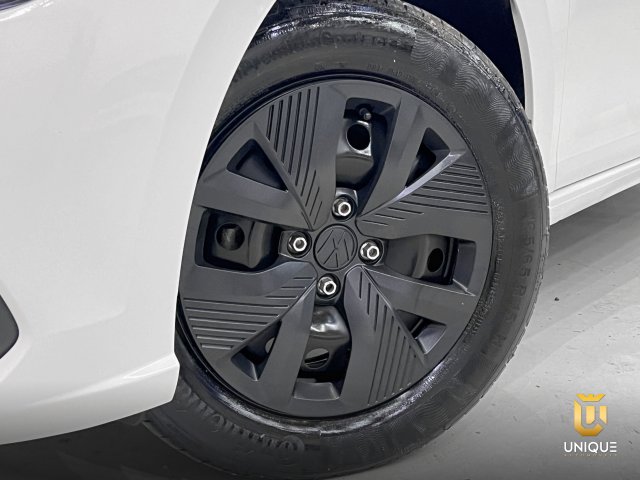 Volkswagen Polo 1.0 MPI TRACK MANUAL 2024/2025 branco à venda na Unique Automóveis em Indaiatuba — foto 7
