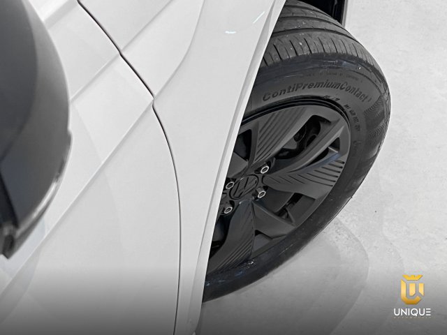 Volkswagen Polo 1.0 MPI TRACK MANUAL 2024/2025 branco à venda na Unique Automóveis em Indaiatuba — foto 8