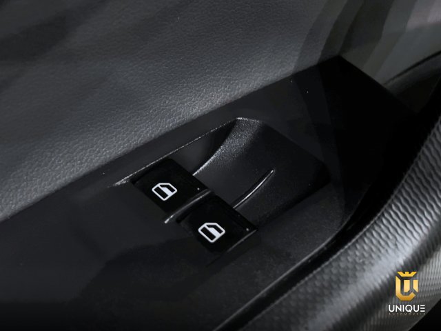 Volkswagen Polo 1.0 MPI TRACK MANUAL 2024/2025 branco à venda na Unique Automóveis em Indaiatuba — foto 19