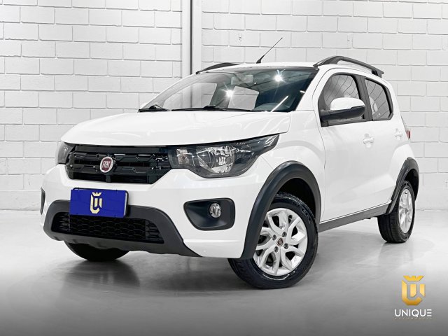 Fiat Mobi 1.0 EVO FLEX WAY ON MANUAL 2016/2017 branco à venda na Unique Automóveis em Indaiatuba — foto 2