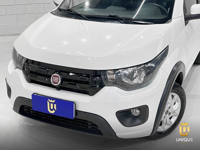 Fiat Mobi 1.0 EVO FLEX WAY ON MANUAL 2016/2017 branco à venda na Unique Automóveis em Indaiatuba — foto 3