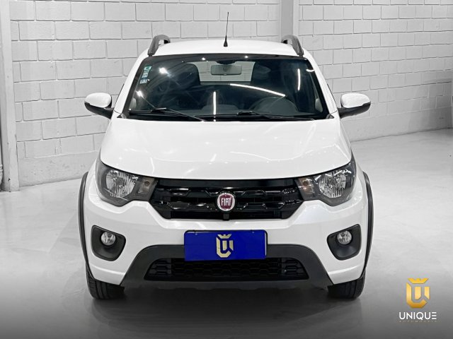 Fiat Mobi 1.0 EVO FLEX WAY ON MANUAL 2016/2017 branco à venda na Unique Automóveis em Indaiatuba — foto 4