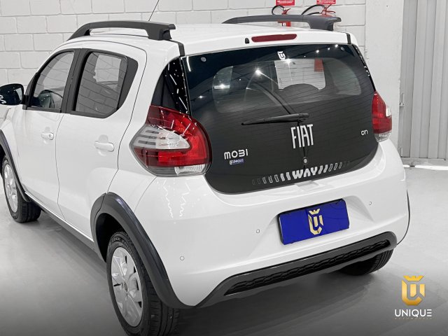 Fiat Mobi 1.0 EVO FLEX WAY ON MANUAL 2016/2017 branco à venda na Unique Automóveis em Indaiatuba — foto 6