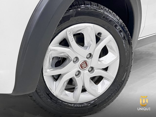 Fiat Mobi 1.0 EVO FLEX WAY ON MANUAL 2016/2017 branco à venda na Unique Automóveis em Indaiatuba — foto 7