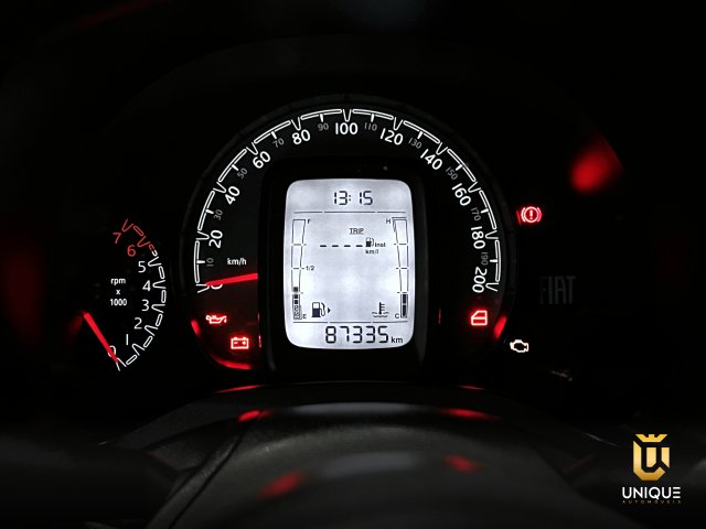 Fiat Mobi 1.0 EVO FLEX WAY ON MANUAL 2016/2017 branco à venda na Unique Automóveis em Indaiatuba — foto 10