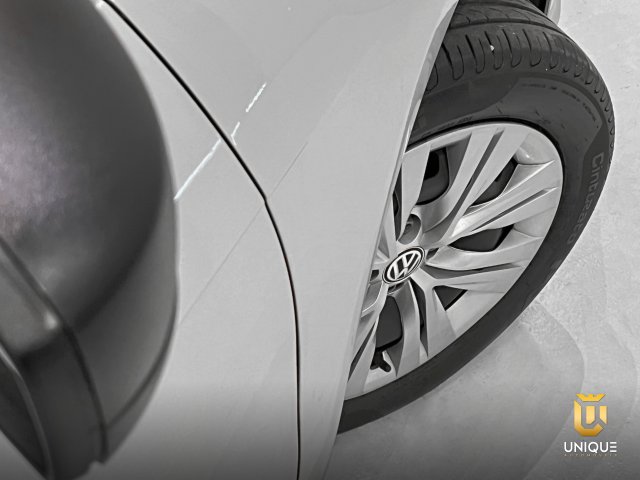Volkswagen Gol 1.0 12V MPI TOTALFLEX 4P MANUAL 2022/2023 prata à venda na Unique Automóveis em Indaiatuba — foto 8