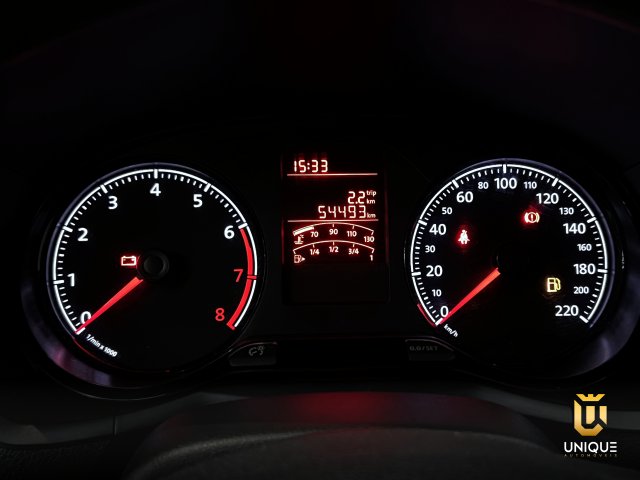 Volkswagen Gol 1.0 12V MPI TOTALFLEX 4P MANUAL 2022/2023 prata à venda na Unique Automóveis em Indaiatuba — foto 10