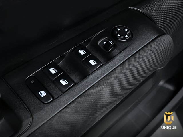 Citroën C4 Cactus 1.6 VTI 120 FLEX X-SERIES EAT6 2021/2022 cinza à venda na Unique Automóveis em Indaiatuba — foto 20