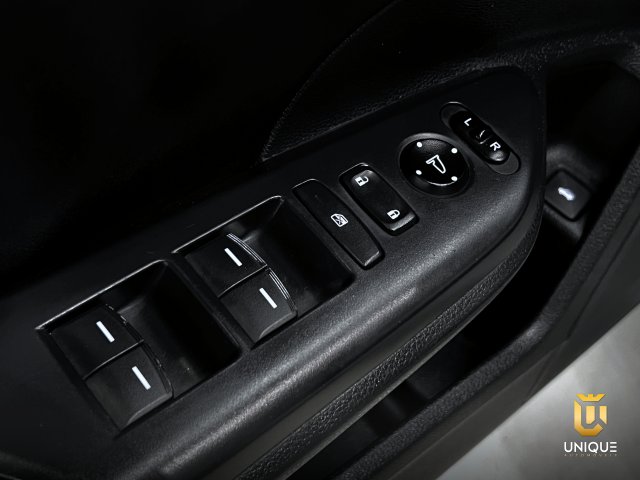 Honda Civic 2.0 16V FLEXONE SPORT 4P CVT 2016/2017 cinza à venda na Unique Automóveis em Indaiatuba — foto 10
