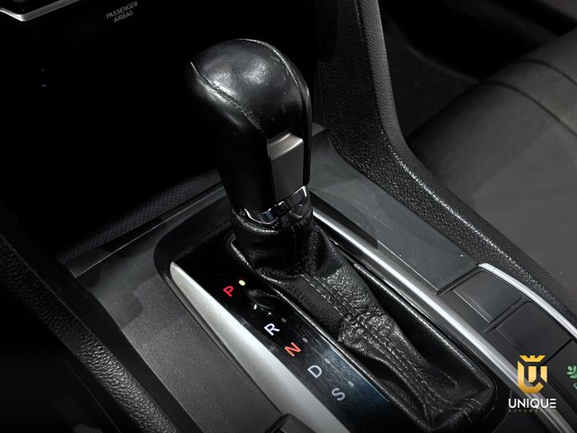 Honda Civic 2.0 16V FLEXONE SPORT 4P CVT 2016/2017 cinza à venda na Unique Automóveis em Indaiatuba — foto 12