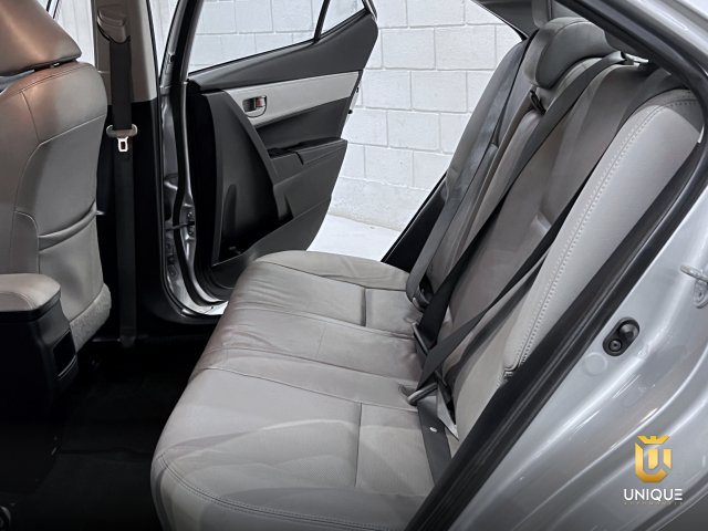 Toyota Corolla 2.0 XEI 16V FLEX 4P AUTOMÁTICO 2014/2015 prata à venda na Unique Automóveis em Indaiatuba — foto 17