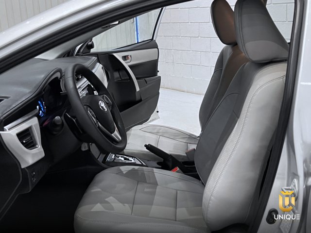 Toyota Corolla 2.0 XEI 16V FLEX 4P AUTOMÁTICO 2014/2015 prata à venda na Unique Automóveis em Indaiatuba — foto 20