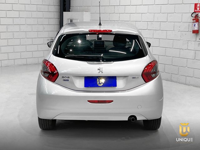 Peugeot 208 1.2 ACTIVE PACK 12V FLEX 4P MANUAL 2017/2018 prata à venda na Unique Automóveis em Indaiatuba — foto 5