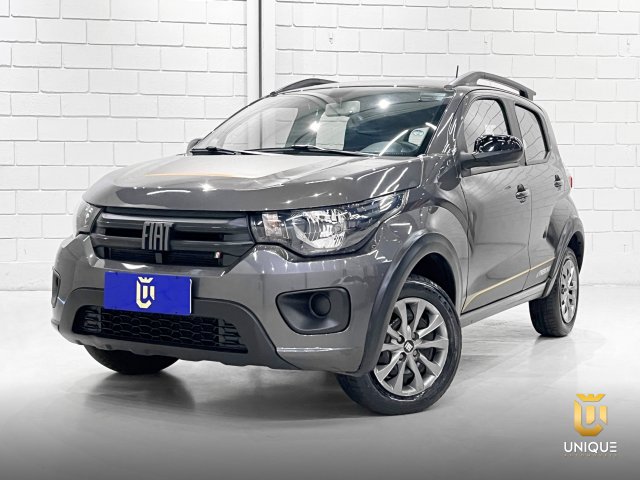Fiat Mobi 1.0 EVO FLEX TREKKING MANUAL 2023/2024 cinza à venda na Unique Automóveis em Indaiatuba — foto 2