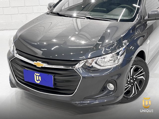 Chevrolet Onix 1.0 FLEX PLUS LT MANUAL 2023/2024 cinza à venda na Unique Automóveis em Indaiatuba — foto 3