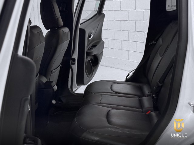 Jeep Renegade 1.8 16V FLEX LONGITUDE 4P AUTOMÁTICO 2021 branco à venda na Unique Automóveis em Indaiatuba — foto 19