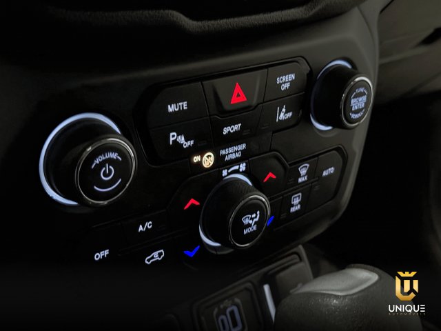 Jeep Renegade 1.3 T270 TURBO FLEX LONGITUDE AT6 2022 prata à venda na Unique Automóveis em Indaiatuba — foto 12