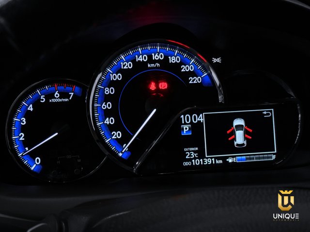 Toyota Yaris Hatch 1.5 16V FLEX XS MULTIDRIVE 2018/2019 prata à venda na Unique Automóveis em Indaiatuba — foto 10