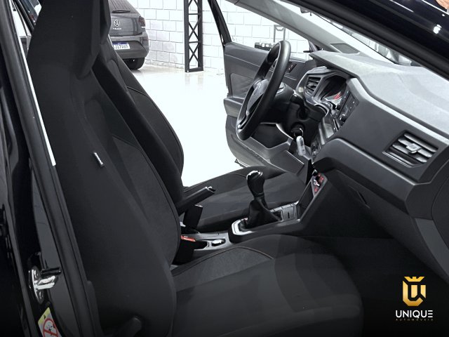 Volkswagen Polo 1.0 MPI MANUAL 2023/2024 preto à venda na Unique Automóveis em Indaiatuba — foto 19