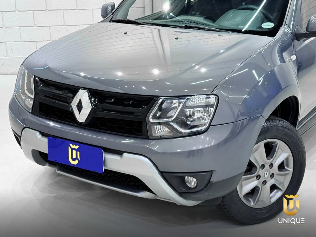 Renault Duster 1.6 16V SCE FLEX DYNAMIQUE X-TRONIC 2017/2018 cinza à venda na Unique Automóveis em Indaiatuba — foto 3