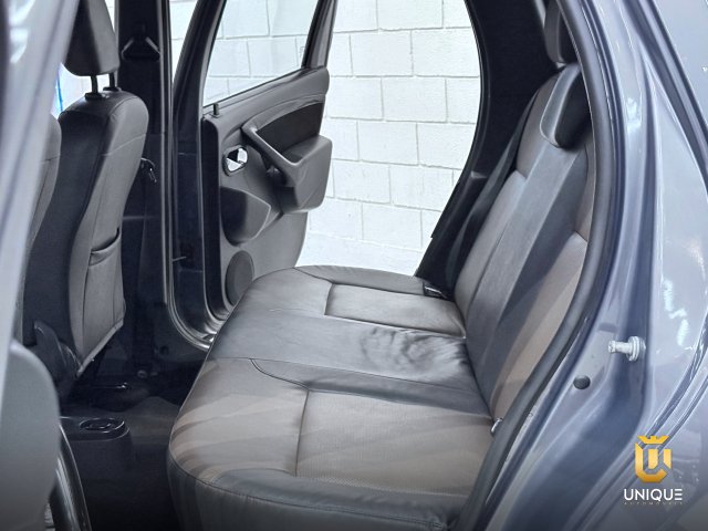Renault Duster 1.6 16V SCE FLEX DYNAMIQUE X-TRONIC 2017/2018 cinza à venda na Unique Automóveis em Indaiatuba — foto 11