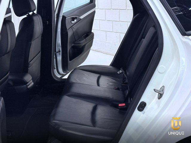 Honda Civic 2.0 16V FLEXONE EXL 4P CVT 2018 branco à venda na Unique Automóveis em Indaiatuba — foto 19