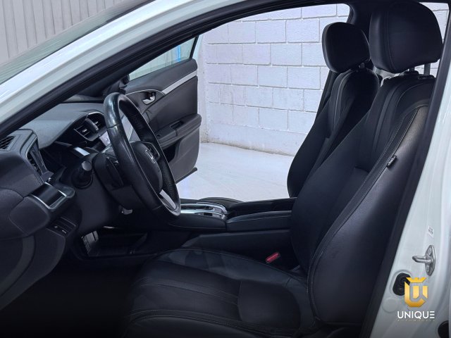 Honda Civic 2.0 16V FLEXONE EXL 4P CVT 2018 branco à venda na Unique Automóveis em Indaiatuba — foto 20