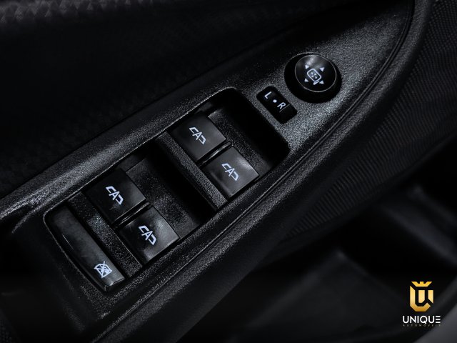 Chevrolet Onix 1.0 FLEX LT MANUAL 2024/2025 cinza à venda na Unique Automóveis em Indaiatuba — foto 20