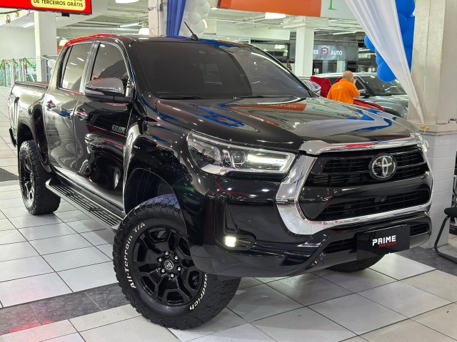foto do veículo Toyota Hilux   2.8 D-4D TURBO DIESEL CD SRX 4X4 AUTOMÁTICO