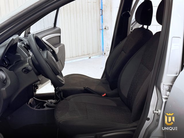 Renault Duster 1.6 16V SCE FLEX EXPRESSION X-TRONIC 2017/2018 prata à venda na Unique Automóveis em Indaiatuba — foto 16