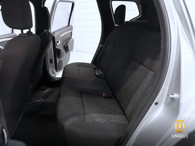 Renault Duster 1.6 16V SCE FLEX EXPRESSION X-TRONIC 2017/2018 prata à venda na Unique Automóveis em Indaiatuba — foto 18
