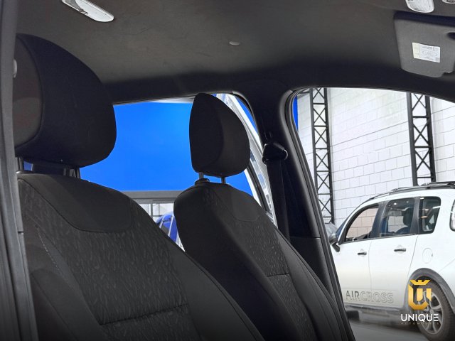 Renault Duster 1.6 16V SCE FLEX EXPRESSION X-TRONIC 2017/2018 prata à venda na Unique Automóveis em Indaiatuba — foto 20