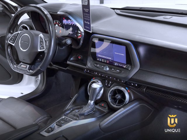 Chevrolet Camaro 6.2 V8 GASOLINA SS AUTOMÁTICO 2020 branco à venda na Unique Automóveis em Indaiatuba — foto 18
