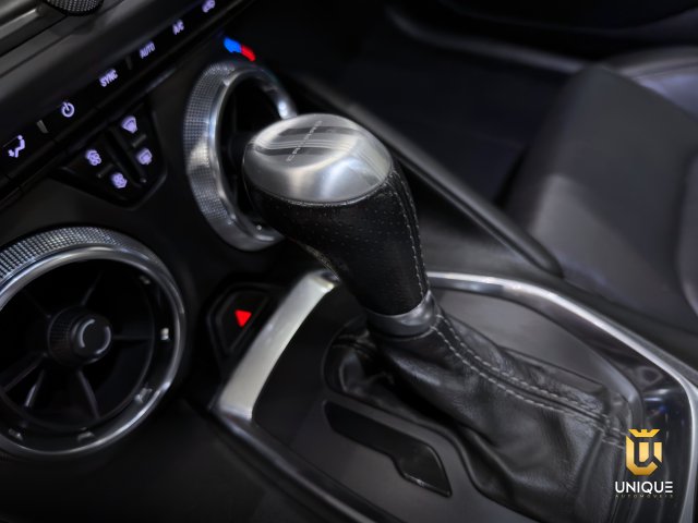 Chevrolet Camaro 6.2 V8 GASOLINA SS AUTOMÁTICO 2020 branco à venda na Unique Automóveis em Indaiatuba — foto 22