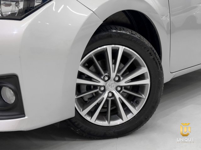 Toyota Corolla 2.0 XEI 16V FLEX 4P AUTOMÁTICO 2016/2017 prata à venda na Unique Automóveis em Indaiatuba — foto 7
