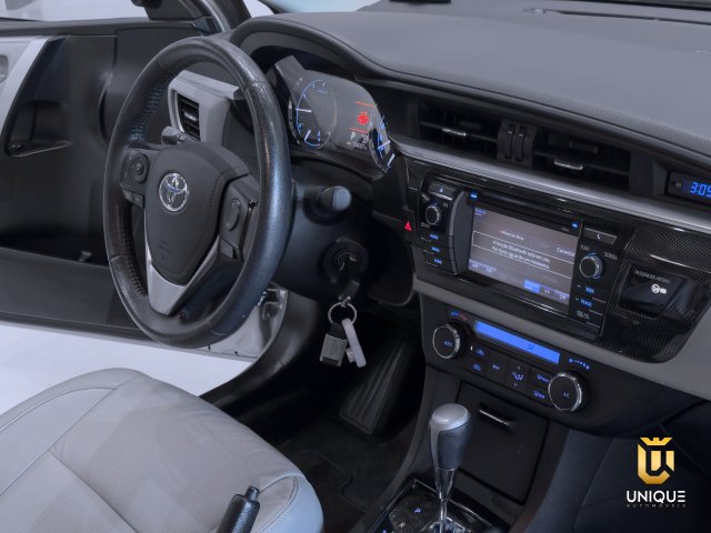 Toyota Corolla 2.0 XEI 16V FLEX 4P AUTOMÁTICO 2016/2017 prata à venda na Unique Automóveis em Indaiatuba — foto 10