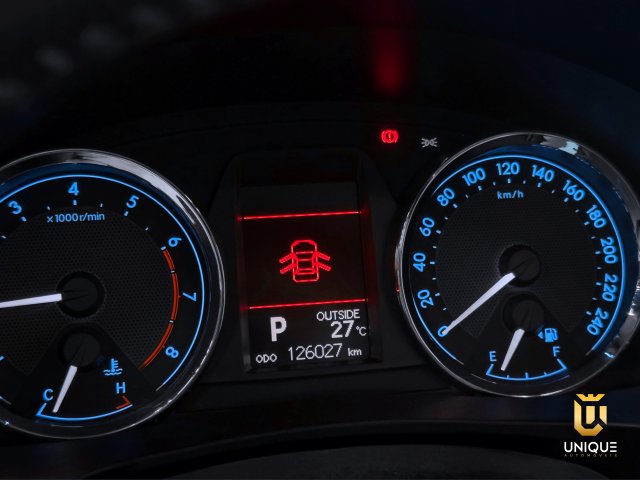 Toyota Corolla 2.0 XEI 16V FLEX 4P AUTOMÁTICO 2016/2017 prata à venda na Unique Automóveis em Indaiatuba — foto 14