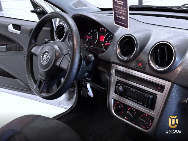 Volkswagen Gol 1.0 MI SPECIAL 8V FLEX 4P MANUAL 2015/2016 prata à venda na Unique Automóveis em Indaiatuba — foto 19