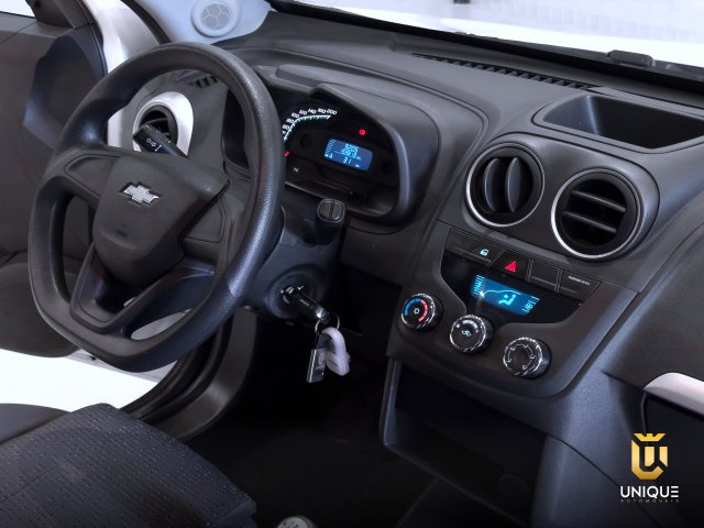 Chevrolet Montana 1.4 MPFI LS CS 8V FLEX 2P MANUAL 2020/2021 branco à venda na Unique Automóveis em Indaiatuba — foto 11